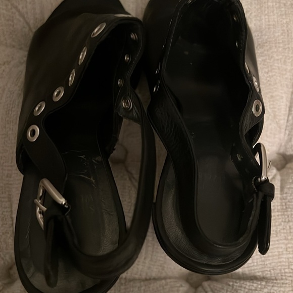 Black Stuart Weitzman Sandals - Picture 5 of 6